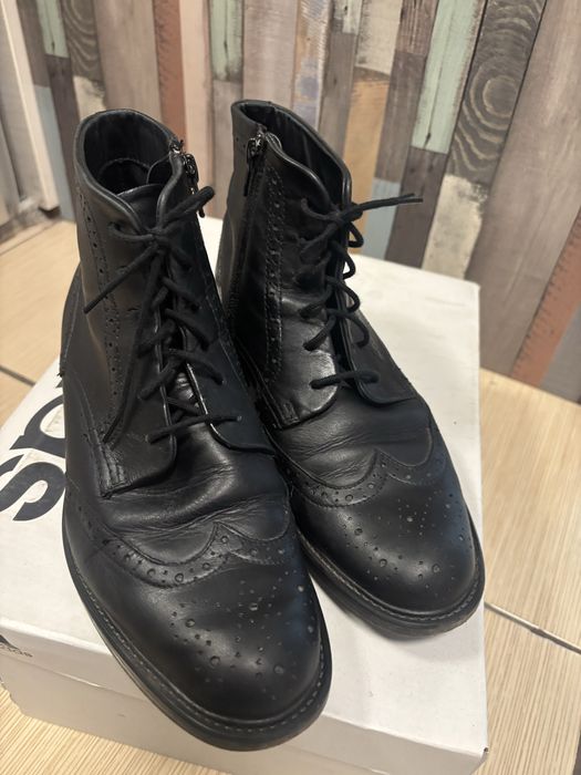 Дамски кожени боти