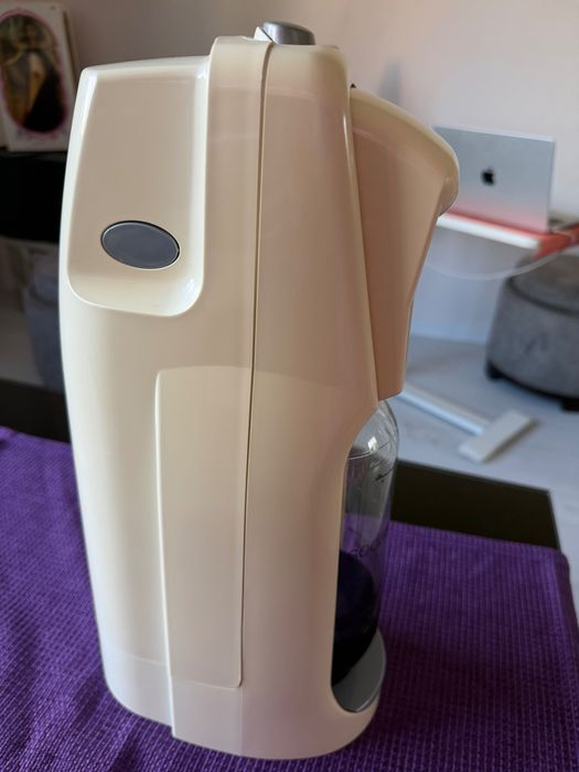 Aparat de sifon SodaStream + butelie CO₂ plină + sticlă originală