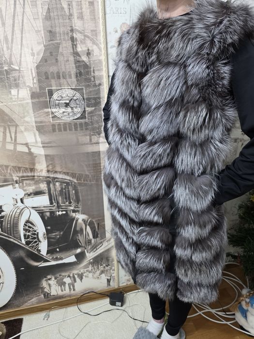 Жилетка женская в новом состоянии