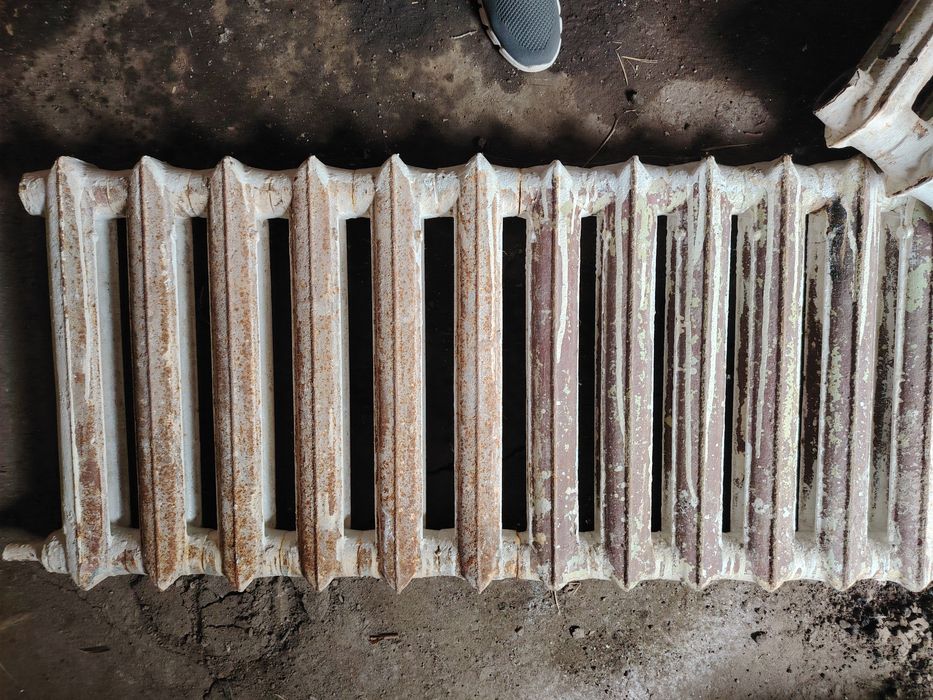 Продам батарей б/у