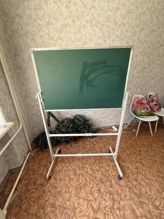 Маркерная доска и меловая