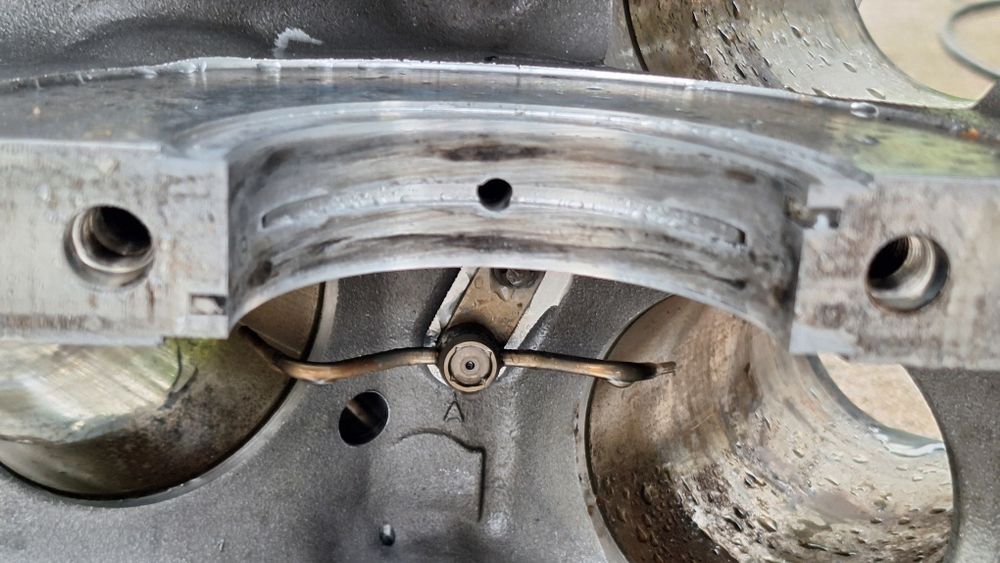 Блок за двигател 320CDI om642.920