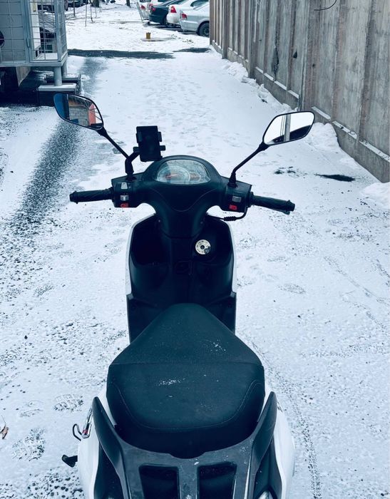 Срочно срочно мопед Yamaha Jog i