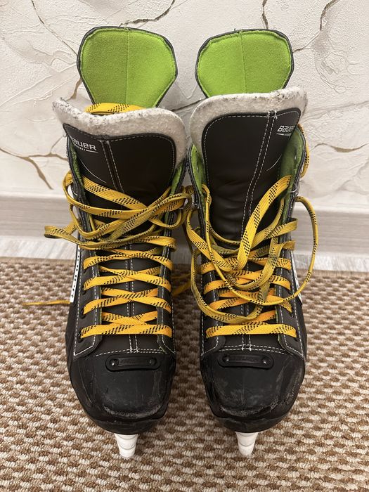 Хоккейные коньки Bauer XLS