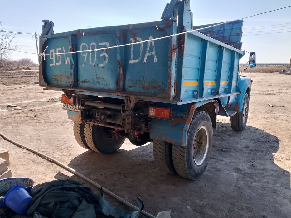 Zil moshina samasuval