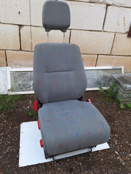 Vând scaun vw lt