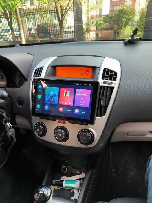 Navigatie Android Kia Ceed  Waze YouTube GPS