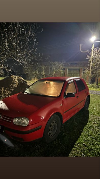 Vand golf 4 în perfecta stare de functionare