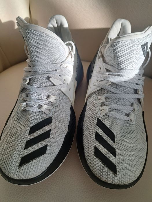 Adidași nr 38 impecabili