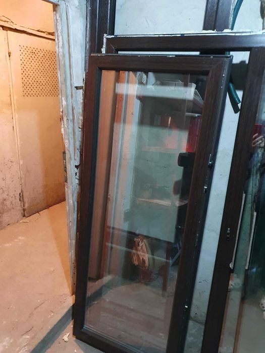 Здравейте, продавам  pvc дограма цвят венге