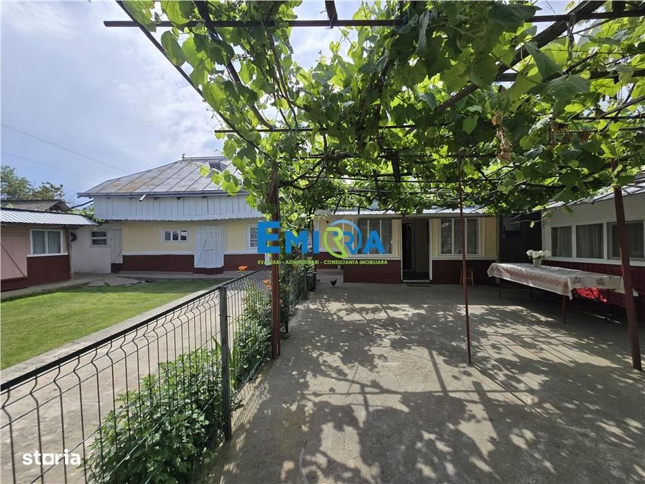 Proprietate de vanzare in Sat Izvoare, com. Bahna, judetul Neamt