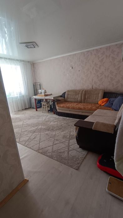 Продам 3 ком квартиру в районе Изюминки ,новая планировка, кирпич