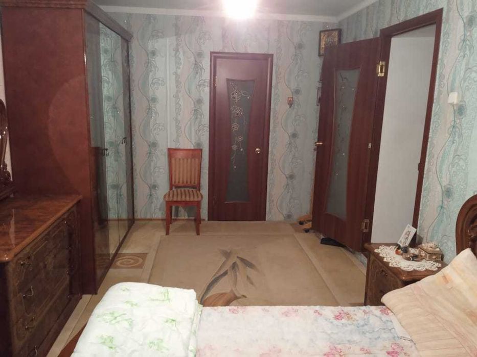 Спальный гарнитур б/у