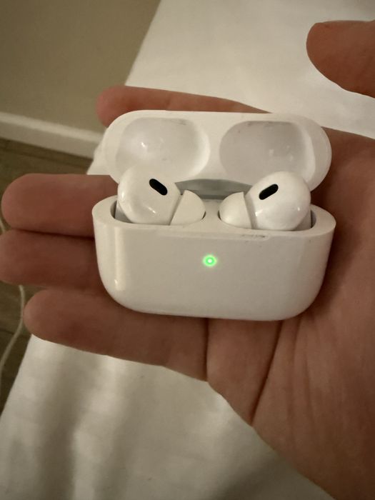 Продаю Airpods 2 Pro
