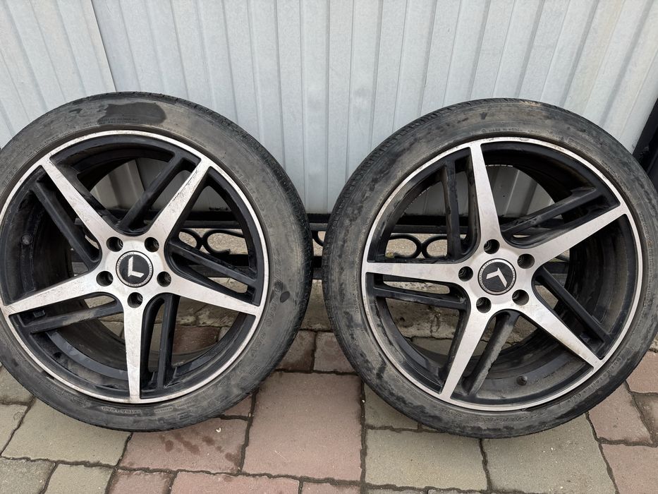 Продам диски R18 с шинами