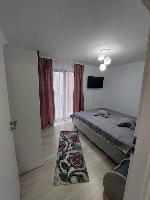 Inchiriez apartament 2 camere Class Park
