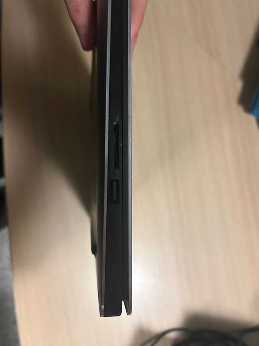 2x Dell XPS 15 9560 (i7) Defecte / Piese