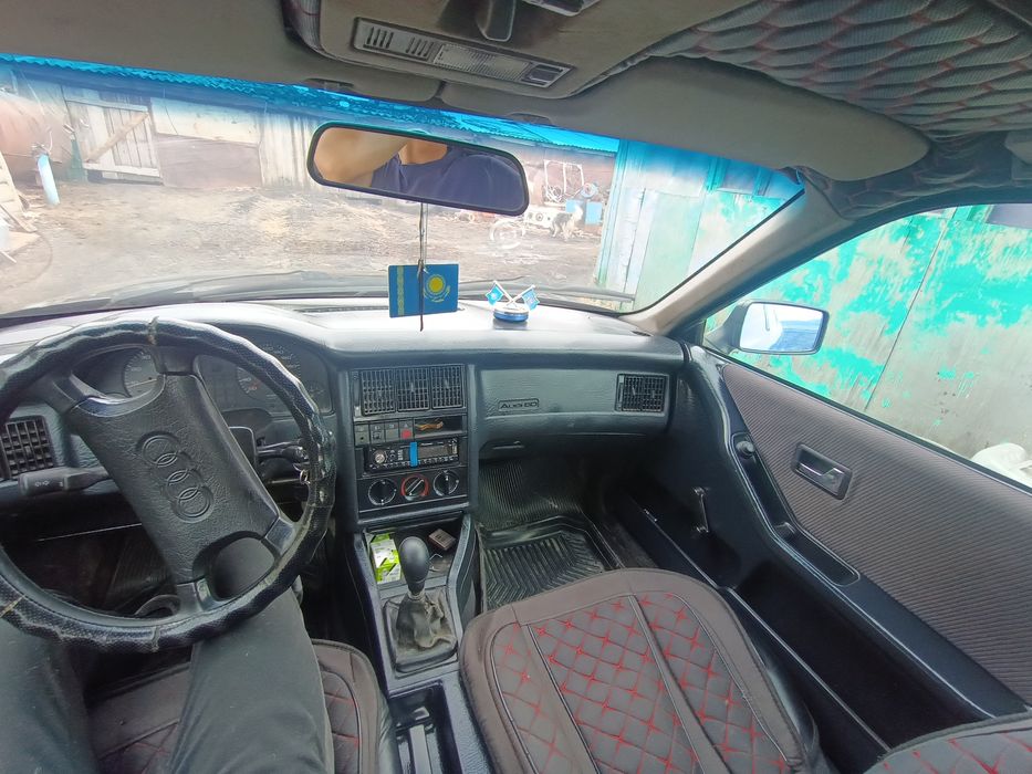 Продам машину Ауди 80