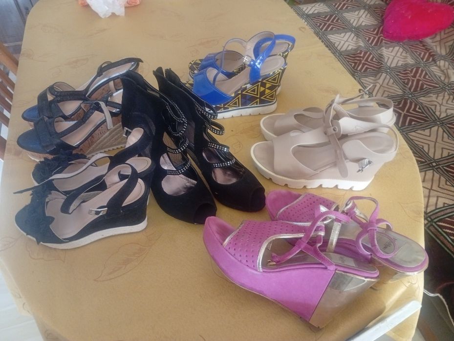 Високи обувки на платформа