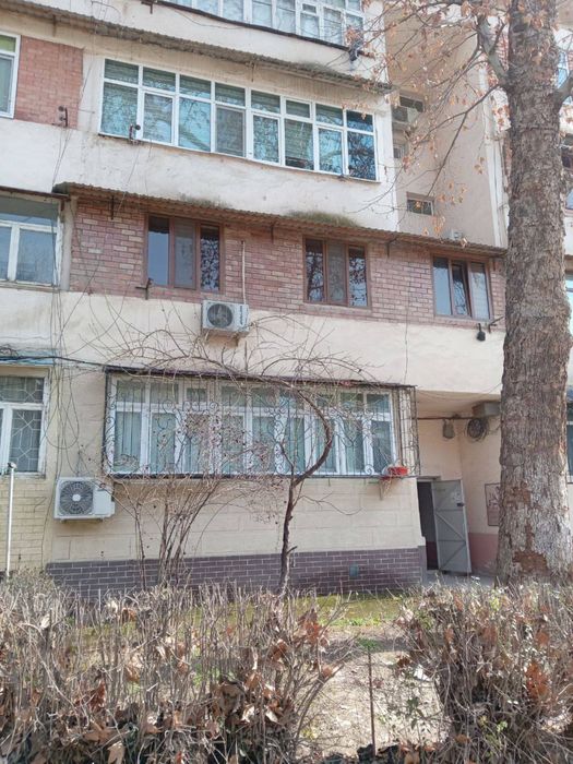 Продам 3х кв, в гор Янгиюль, своя