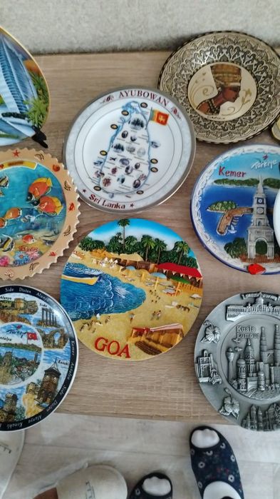 Продам тарелки сувениры на подарки