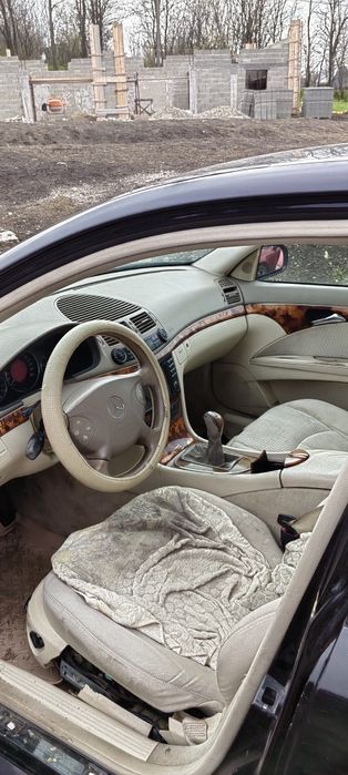 Desmenbrez mercedes e200