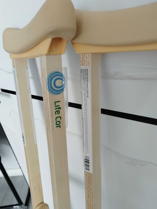 Костыли новые, с регулировкой