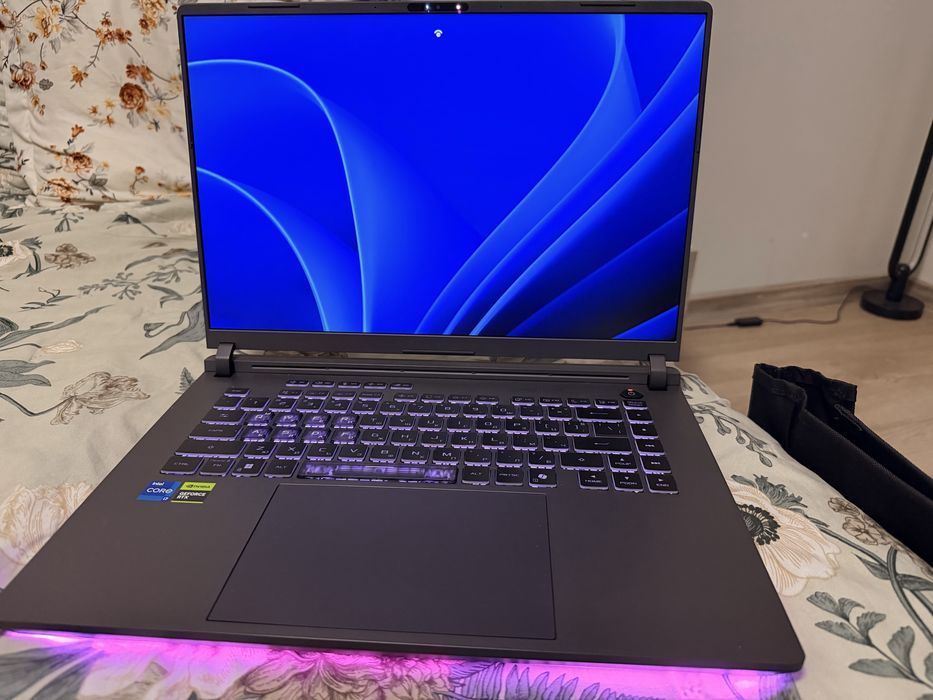 Лаптоп ASUS ROG Strix G16 (i7 / RTX 5060)