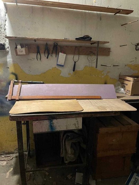 Продавам ретро шевна и пишеща машини, ретро стеги