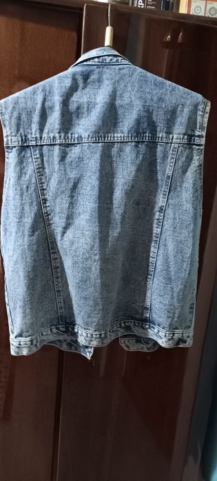 Ретро джинсовая безрукавка