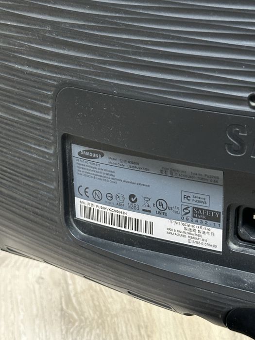 Монитор Samsung SyncMaster B2030
