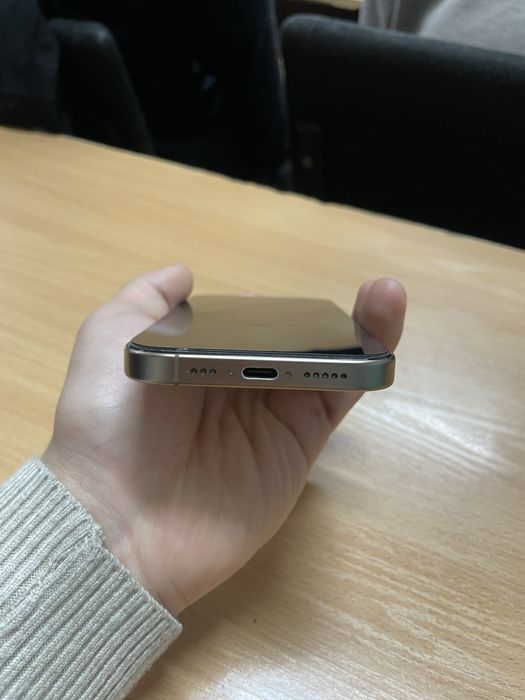 IPhone 16 pro.256.gb