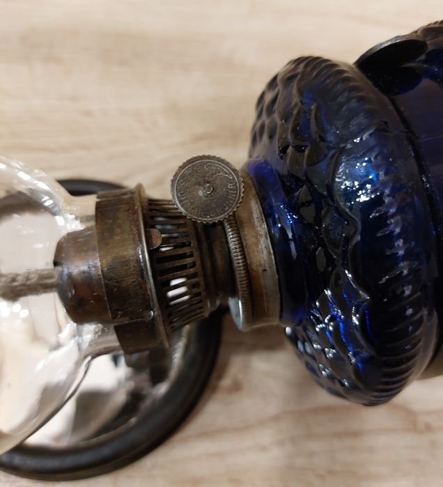 Газов фенер DITMAR BRUNNER Австрия, син цвят на стъклото.