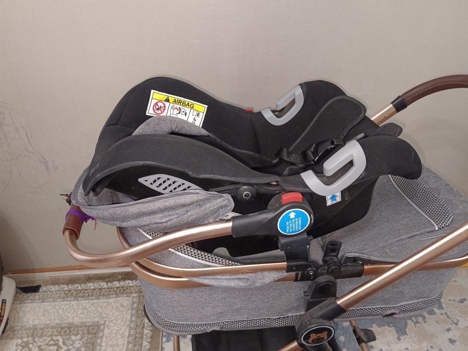 Продам коляску 2 в 1