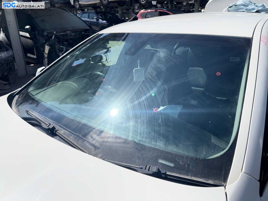 Parbriz Geam Sticla Model cu Senzor Ploaie BMW Seria 5 F10 F11 2009 - 2017 (imperfectiuni) [Q6605]
