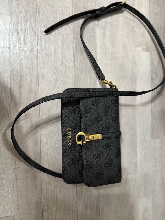 Продам сумки, guess и coach