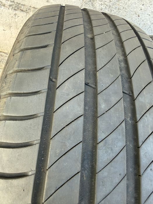 Anvelope vara 195/65r15