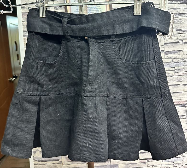 Новые черные джинсовые юбки