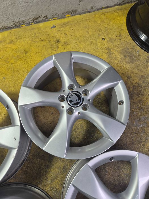 4 Jante Aliaj 5x112 17'' OEM Skoda Octavia Superb Kodiaq Karoq YETI