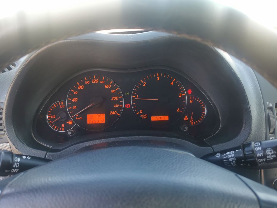 Тойота Авенсис 2.0 D4D 116к. НА ЧАСТИ