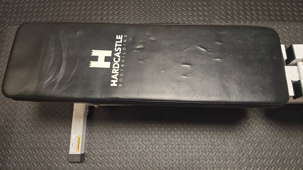 Клетка за вдигане на тежести, лежанка и олимпийски дискове Ф50