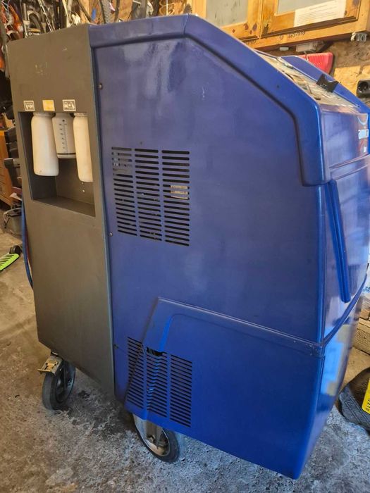 Автоматична станция за презареждане на автоклиматици Amica