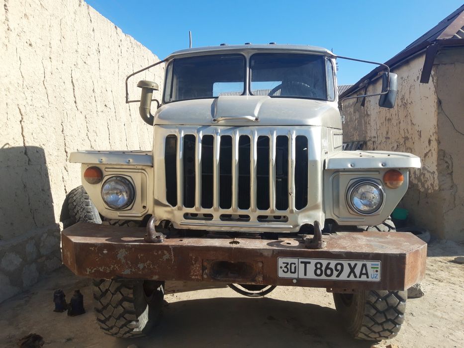 Урал ва асалари павилён сотилади