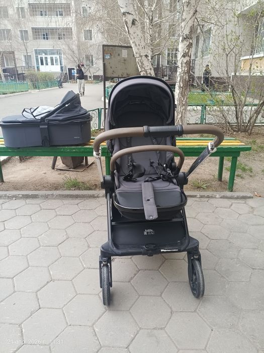 Продам коляску Kidilo 2 в 1 за пол цены