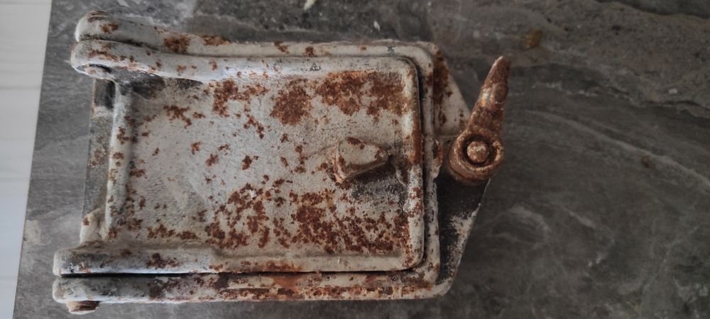 Дверца для печи чугунная