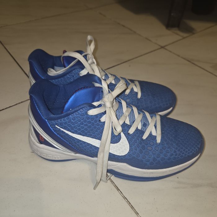 Кроссовки баскетбольные