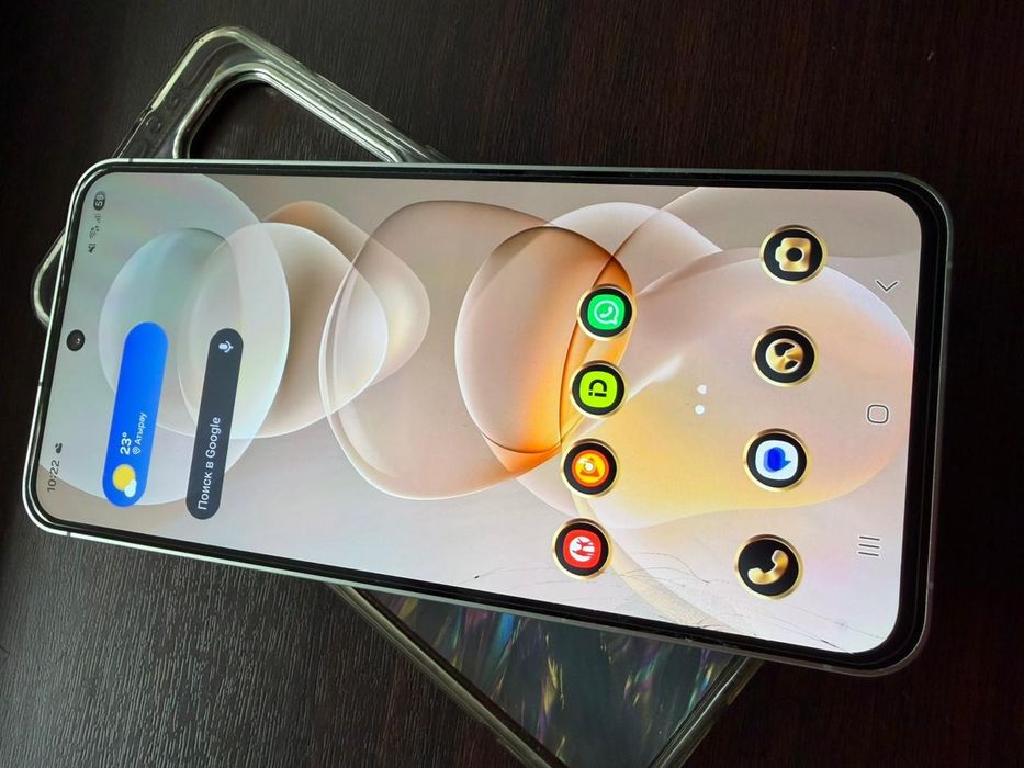 Продам срочно Samsung Galaxy S24 FE