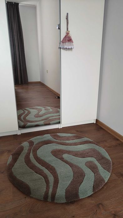 Ръчно изработен кръгъл килим от мерино вълна модерен абстрактен дизайн