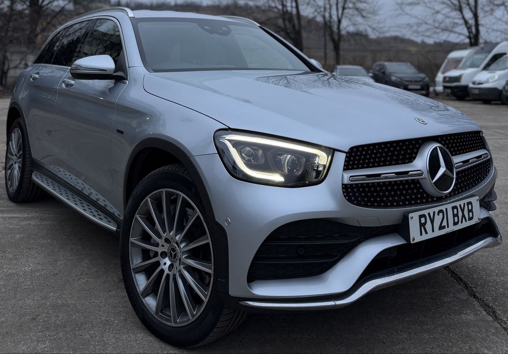 GLC 300de - 2022 - 2.0 Diesel - Plug In Hybrid - 4•Matic - AMG•LINE -