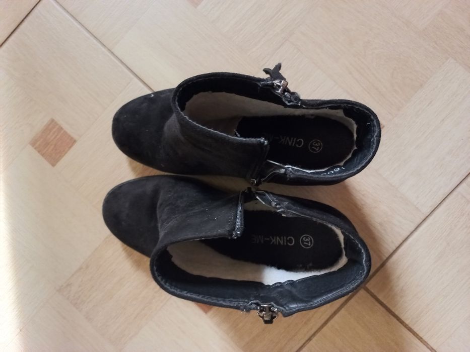 Botine cu toc, de iarna